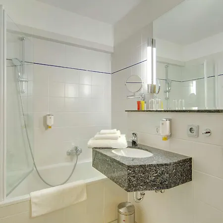Best Western Plus Hotel Steinsgarten Gießen Esterno foto